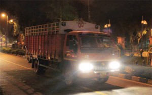 SC imposes green levy on trucks entering Delhi