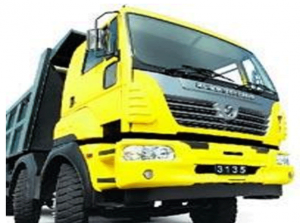 Govt may dilute edu rule for commercial vehicle drivers