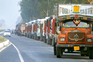Medium, heavy truck replacement demand drops