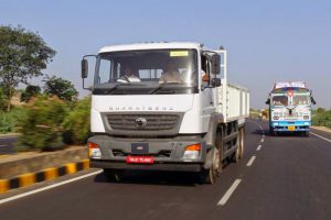 India makes speed governors mandatory for Commercial Vehicles 