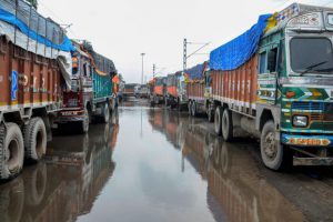 Transport Associations spar over truck strike