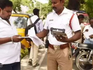 Drivers can show vehicle documents in electronic form: Madras High Court