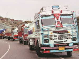 Centre asks states to ensure truck drivers, labourers go for work
