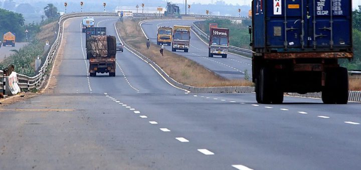 Post-tender changes to NHAI pacts benefited road builders: CAG