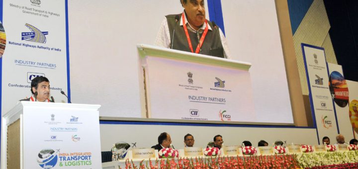 Gadkari-in-transport-and-logistics-summit