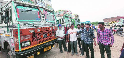 India’s Truck Drivers Are Burning Out