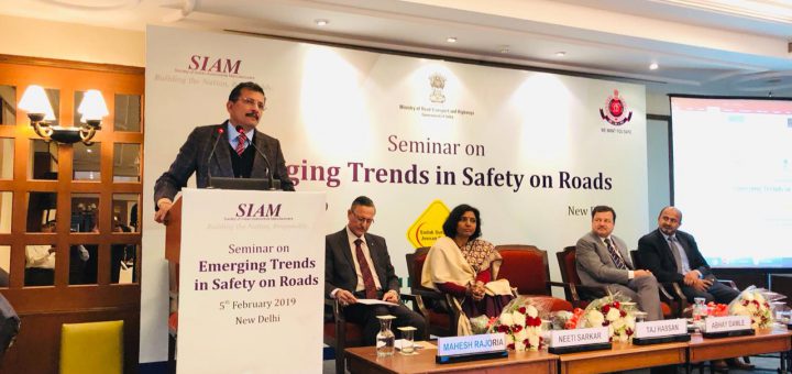 India's apex auto body bats for Road Safety